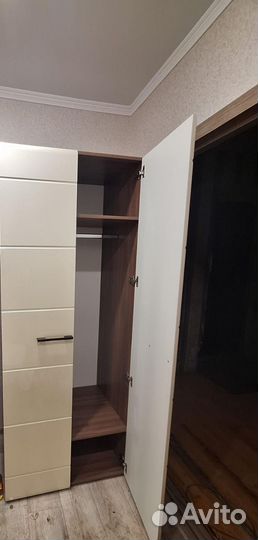 Стенка и кровать