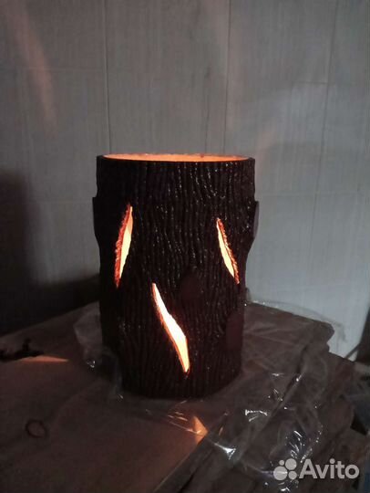 Камин настольный (подсвечник)состав:дерево,стекло