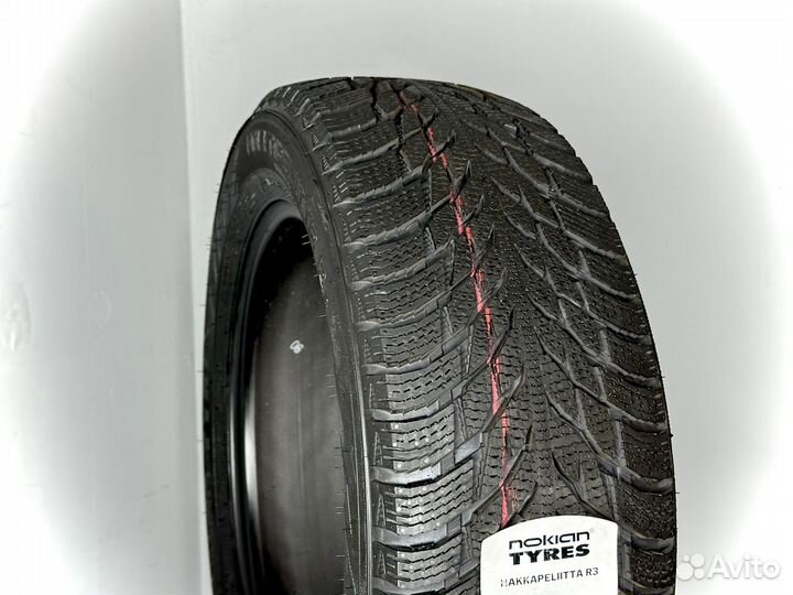 Nokian Tyres Hakkapeliitta R3 SUV 215/65 R16