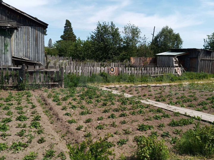 Дом 30 м² на участке 60 сот.