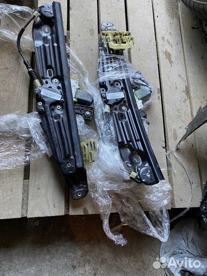 BMW F01 F02 Стеклоподъемник левый правый