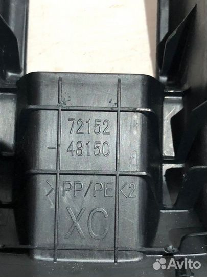 Заглушка крепления сиденья Lexus Rx 350 DBA-GGL10W