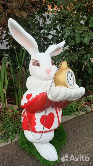 Фигура Белый кролик 
