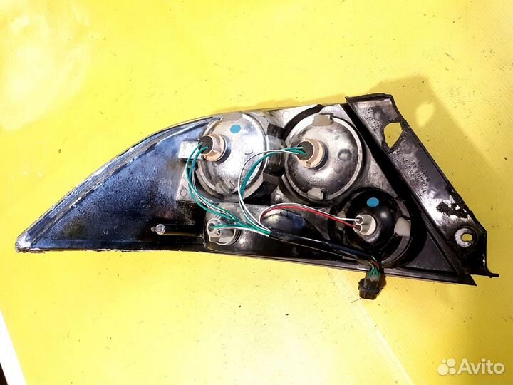 Фонарь задний правый Mitsubishi Lancer Cedia Седан