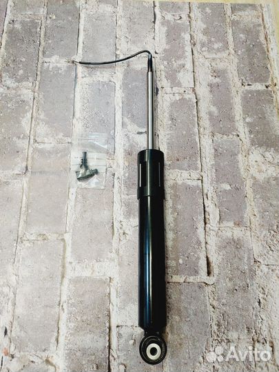 Ауди задний амортизатор ку 7