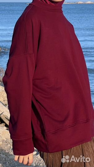 Свитшот в цвете бургунди из хлопковой трехнитки