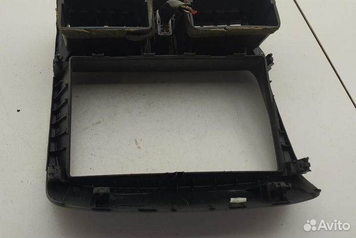 Кнопка аварийной сигнализации Honda CR-V