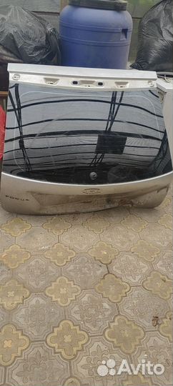 Стекло лобовое заднее Ford Focus 2