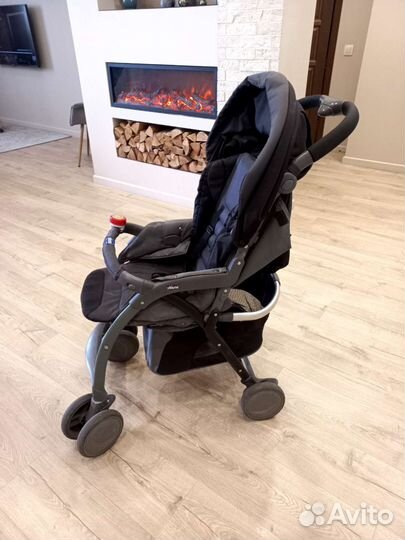 Прогулочная коляска chicco