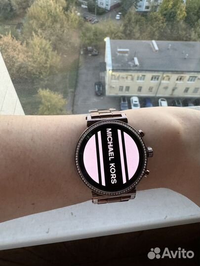 Смарт часы michael kors