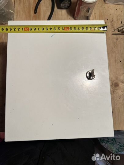 Железный щиток 25*30