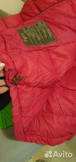 Пуховик Salomon новый, р. S