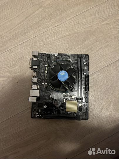 Материнская плата с процессором i3 7100