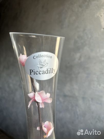 Ваза декоративная 35 см с одним цветком Италия