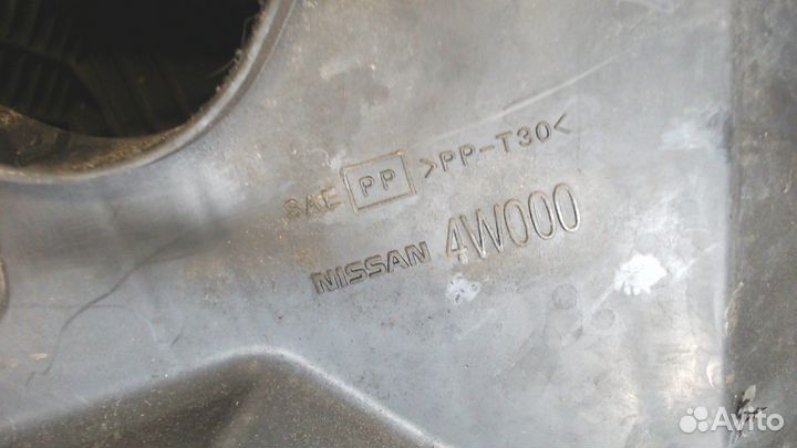 Корпус воздушного фильтра Infiniti QX4 (JR50), 200