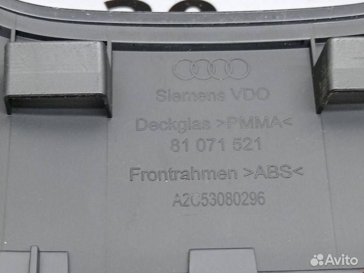 Панель приборов (щиток) Audi A3 8P 2004 8P0920930J