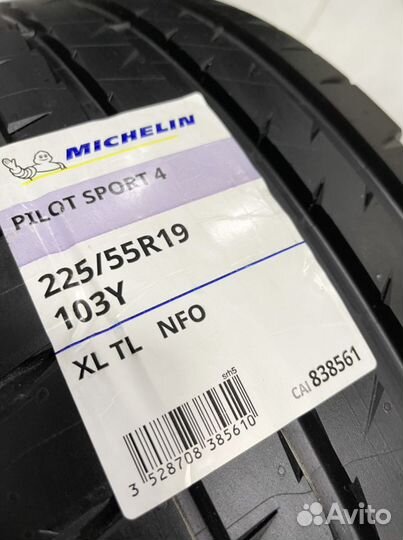Michelin Pilot Sport 4 225/55 R19 103Y