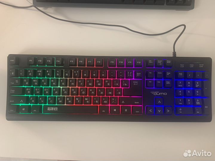 Игровая клавиатура qumo + мышь redragon