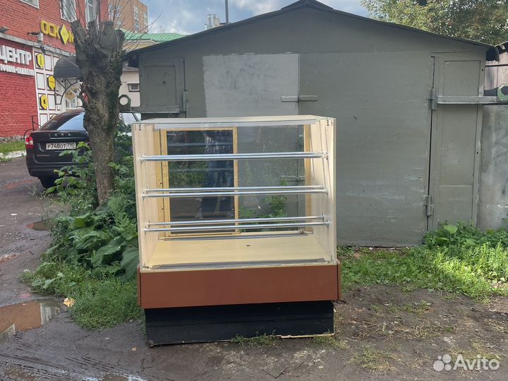 Холодильник витринный