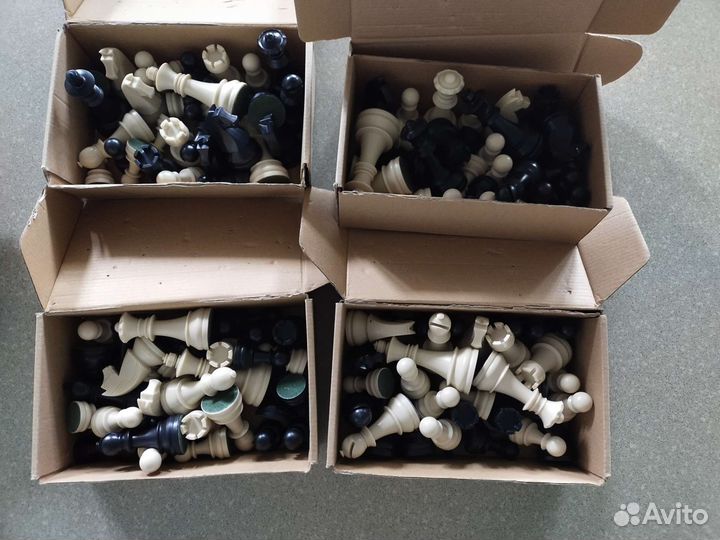 Шахматные фигуры без доски