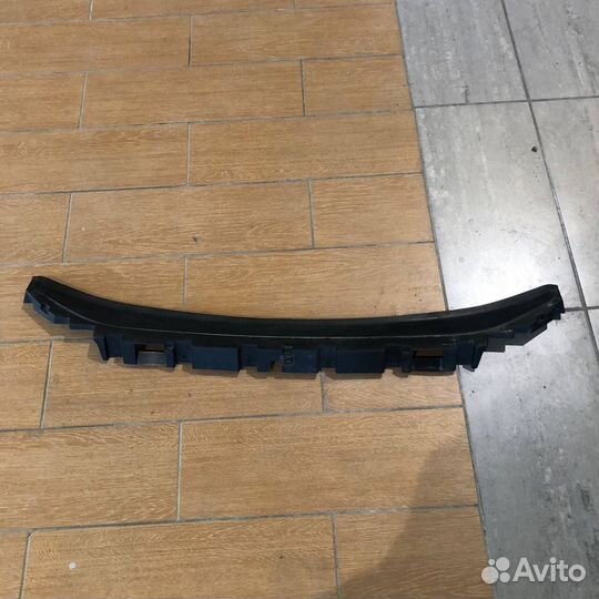 Кронштейн решетки радиатора LX 570 LX 450 15-нв