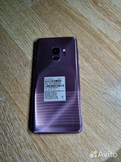 Samsung Galaxy S9, 4/64 ГБ