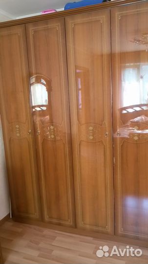 Шкаф Шатура для одежды и белья