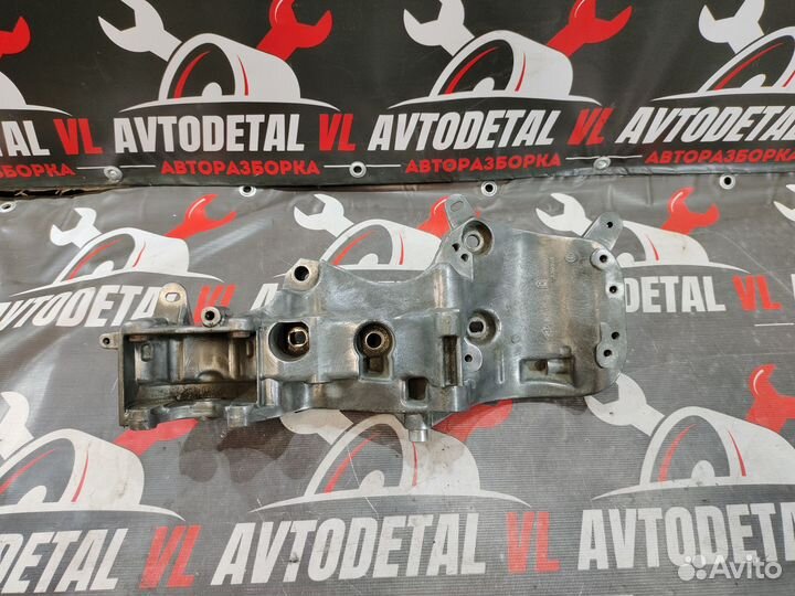 Кронштейн генератора Renault Sandero 1