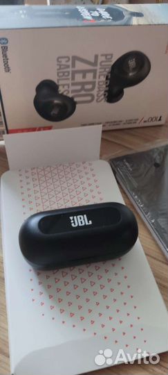 Беспроводные наушники jbl