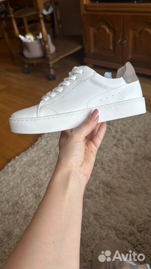 Кеды / кроссовки женские 35-36