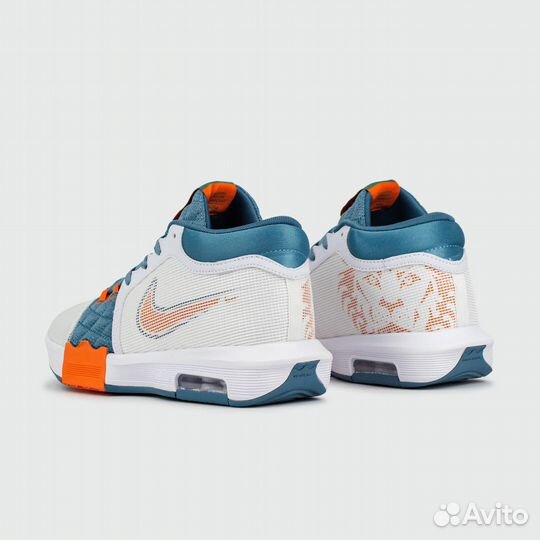 Кроссовки Nike LeBron Witness 8 White Blue