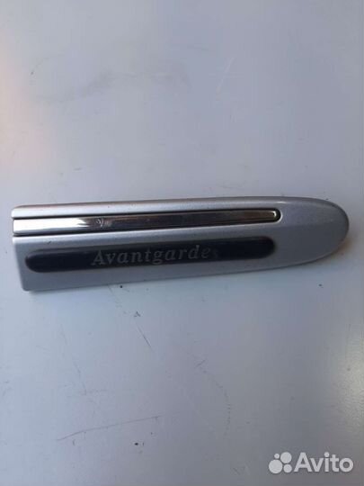 Молдинг крыла (правый ) Mercedes Benz W211