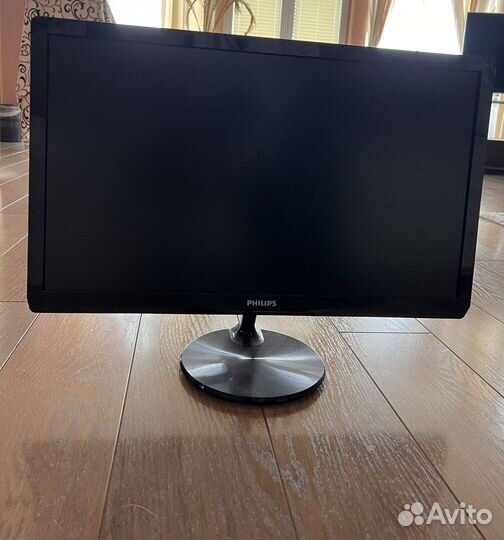 Монитор philips