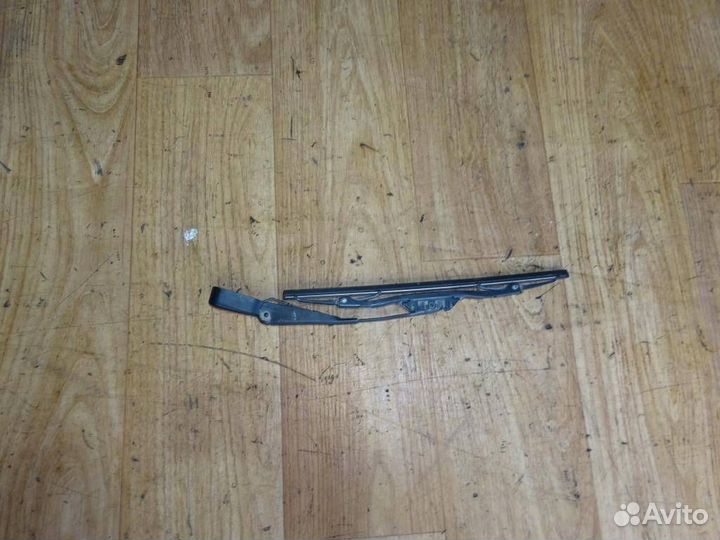 Поводок стеклоочистителя заднего Hyundai Getz 200