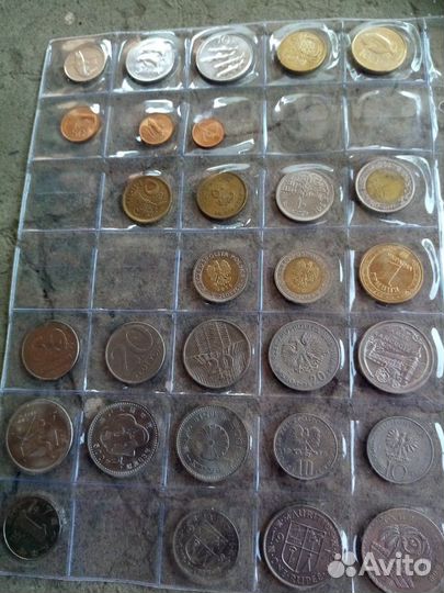 Наборы монет Исландии, Египта, Польши