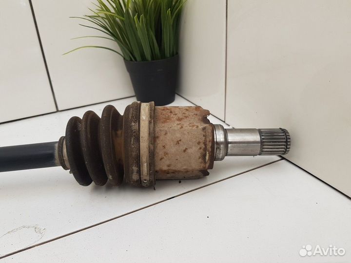 Полуось (привод) задний (Geely Atlas)