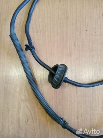 Клемма аккумулятора плюс Volkswagen Passat B5+