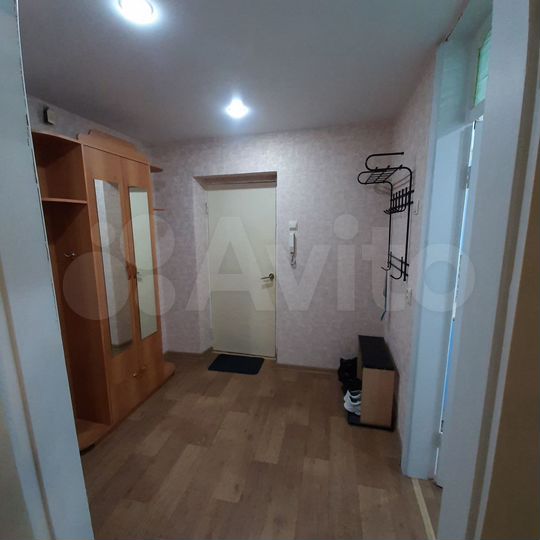 2-к. квартира, 51 м², 1/5 эт.