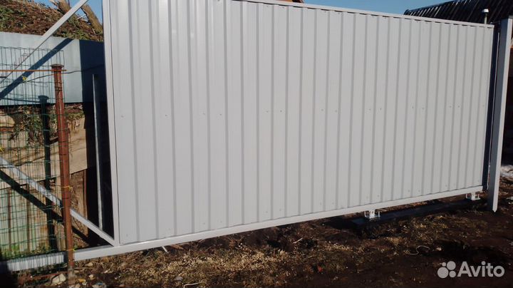 Забор из профнастила 2 метра