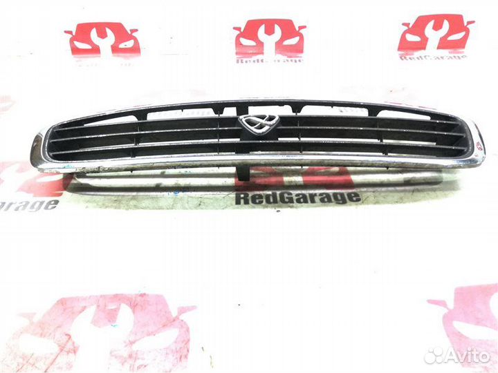 Решетка радиатора Mazda Mpv LV5W G5-E 1995