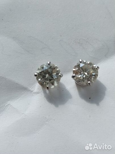 Бриллианты в сережках(пусеты)