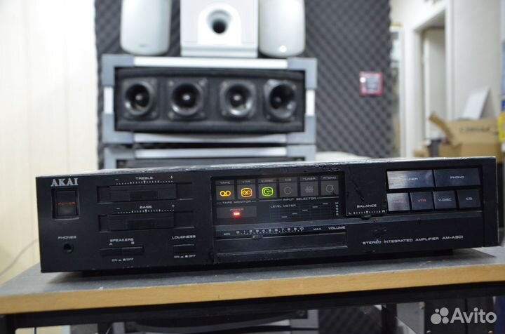 Усилитель Akai AM-A301