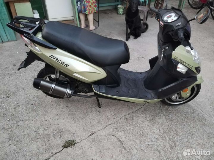 Продам скутер RC50QT-15K Stells