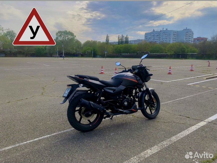 Мотоинструктор, инструктор по вождению мотоцикла