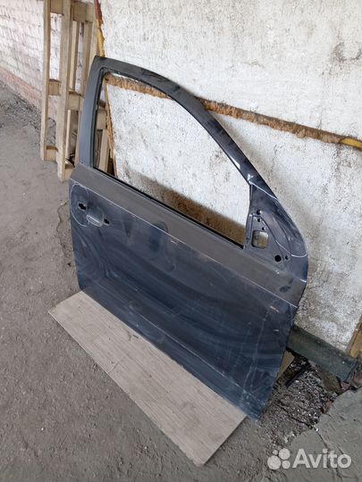 Дверь передняя правая Opel Astra H