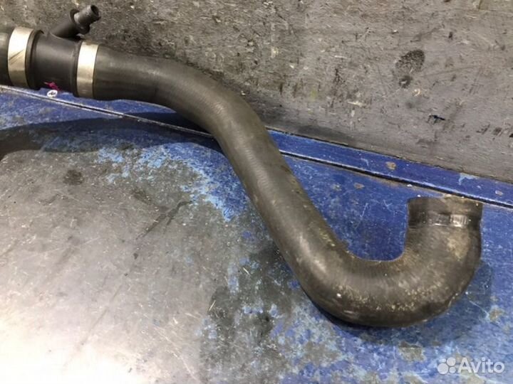 Патрубок охлаждения верхний Chrysler Crossfire