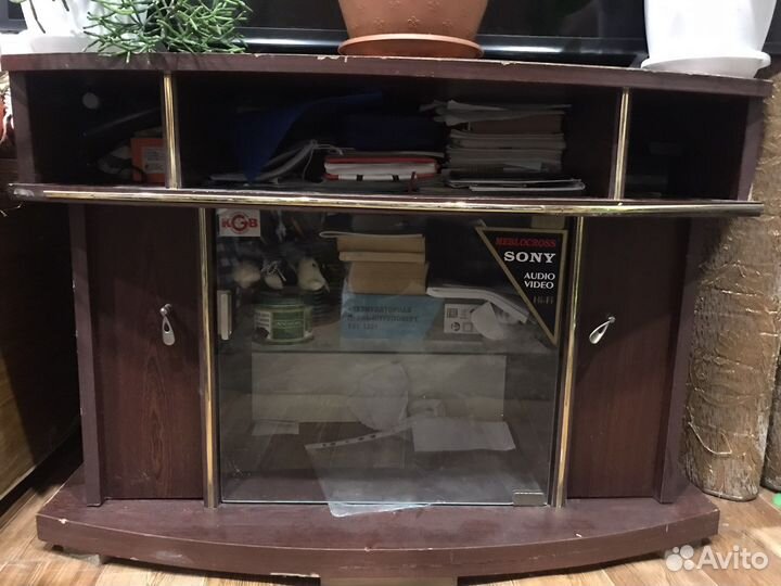 Тумба под телевизор