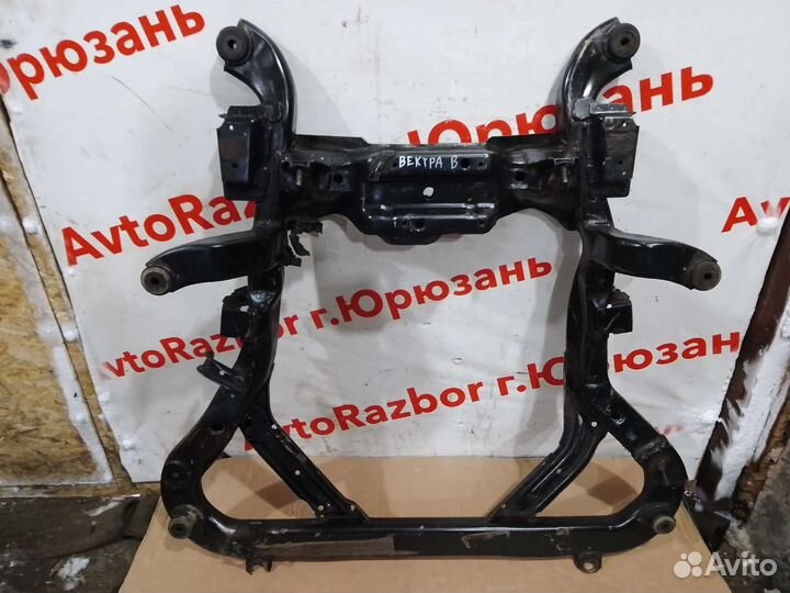 Передний подрамник Opel Vectra B