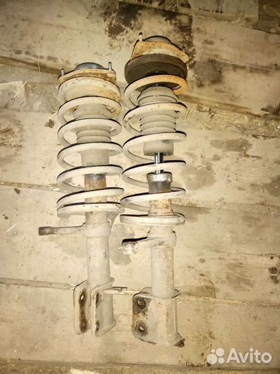 Стойки в сборе ваз 2110