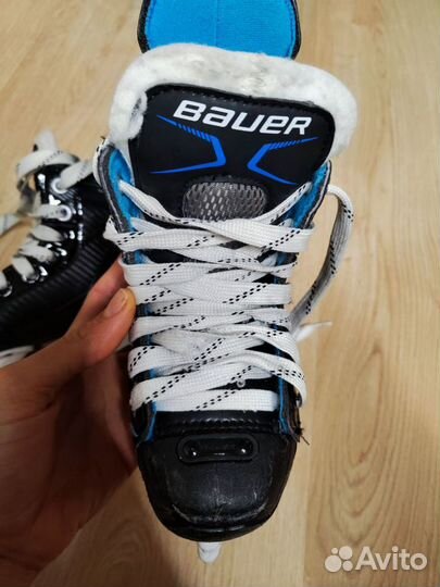 Хоккейные коньки bauer детские р.9